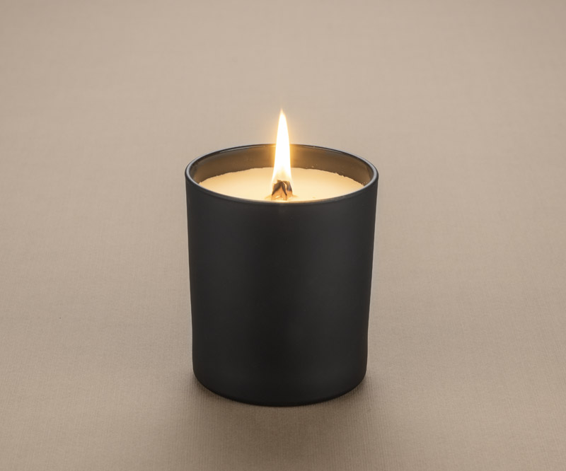 Świeca sojowa 220g - Norwegian Woods (Christmas tree) - VERA YOUNG P056233A