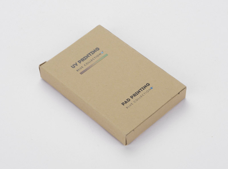 Stojak do telefonu z kablami do ładowania OLIN P041501A