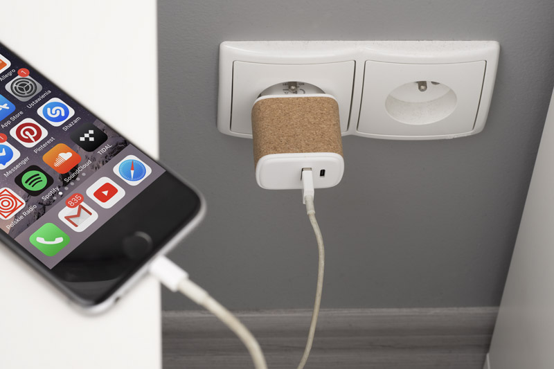 Ładowarka sieciowa BOLSETO P056472A