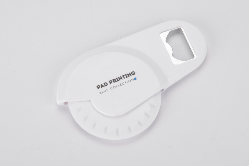 Nóż do pizzy z otwieraczem PEPPERONI P056272A