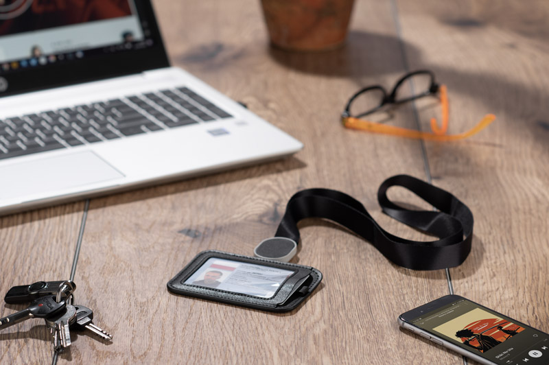 Etui na identyfikator TINO P056281A