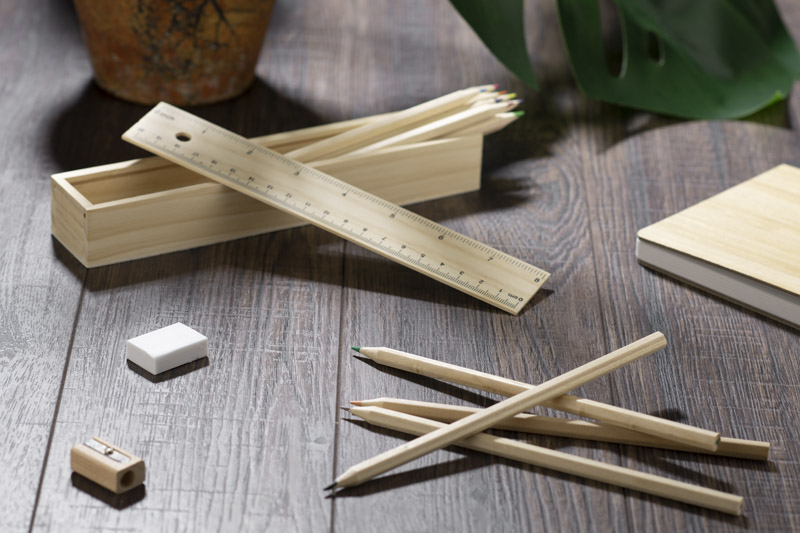 Piórnik z kredkami 12 szt. KRASI P002843A