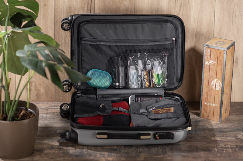 Zestaw pojemników podróżnych PLANE P003020A