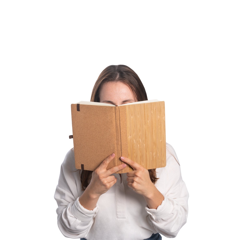 ORWELL. Notatnik A5 z bambusa i arkuszami z korka z kartkami w linie P054168S