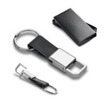 BOURCHIER. Brelok wykonany z PU i metalu P036651S