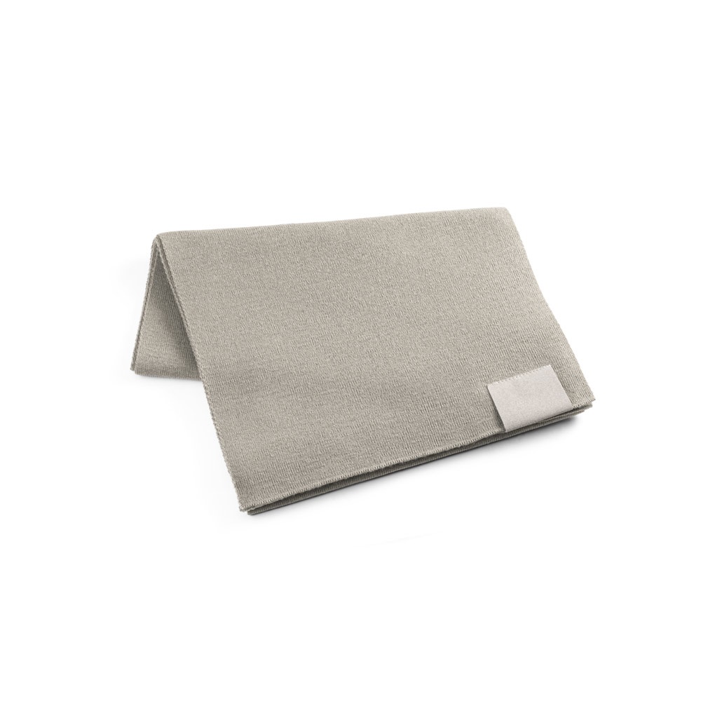 SERENITY. Szalik z poliestru z recyklingu (100% rPET) z przeszyciami do personalizacji P083184S jasnoszary