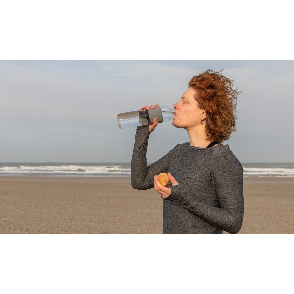 Szklana butelka 750 ml Impact w pokrowcu P009888X