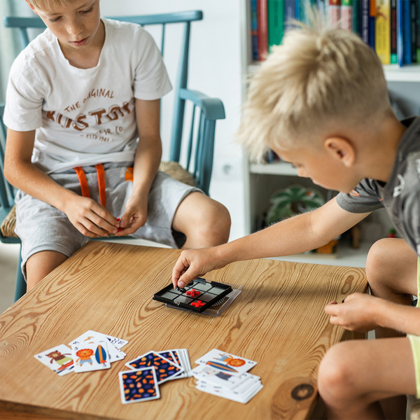 Magnetyczna gra kółko i krzyżyk P051587R 5 Magnetyczna gra kółko i krzyżyk P051587R