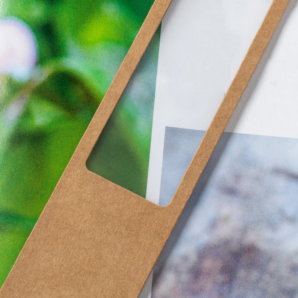 Lupa z kartonu z recyklingu, zakładka do książki P047792X