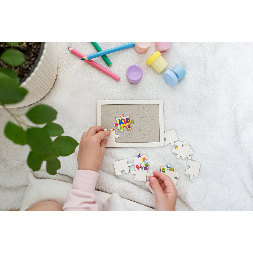 Puzzle | Caelan P067089X
