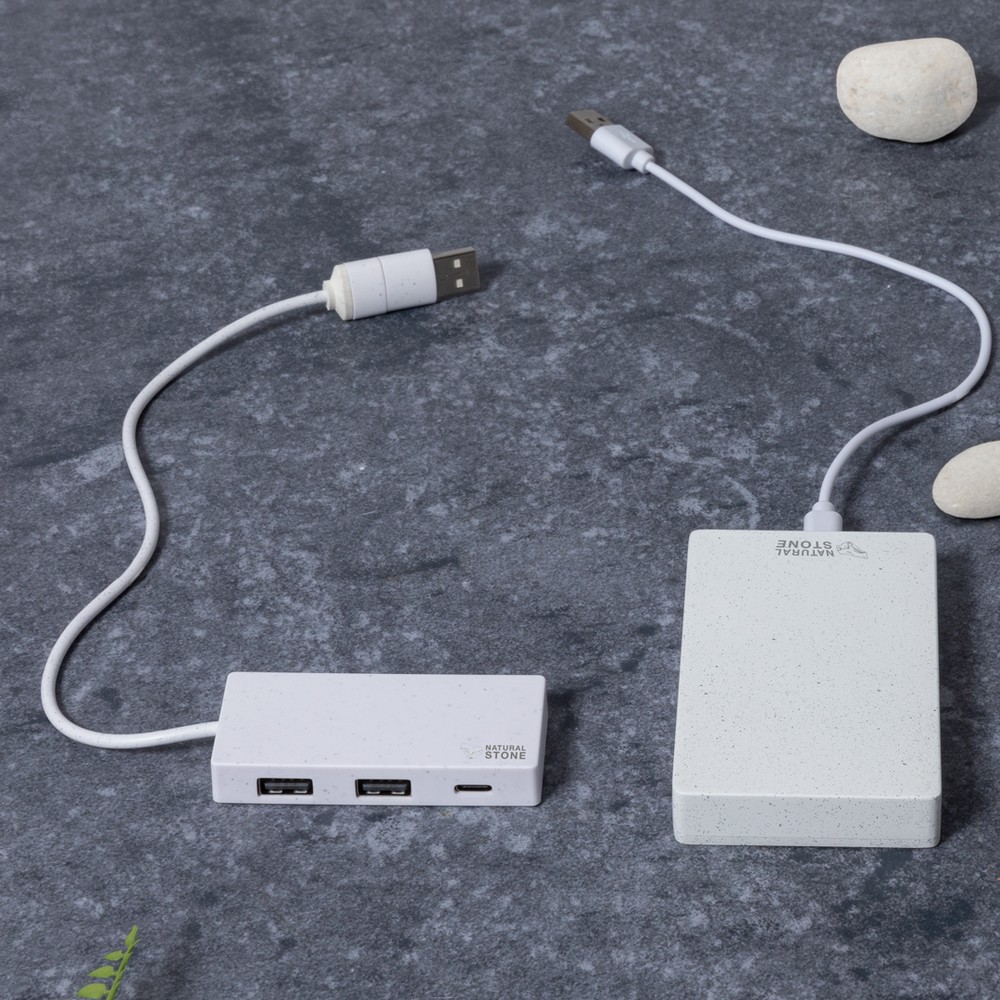 Hub USB i USB-C z ekstraktu z kamienia P054975X