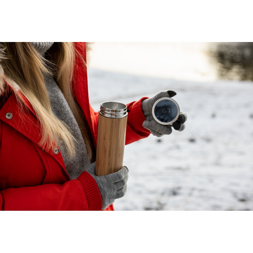 Bambusowy termos 500 ml, posiada sitko zatrzymujące fusy oraz dotykowy cyfrowy wyświetlacz temperatury napojów | Georgia P039028X