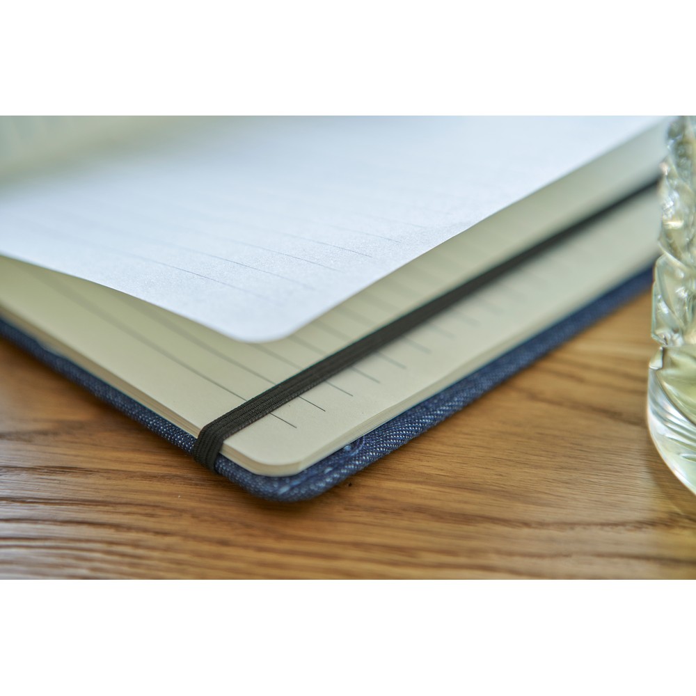 Notatnik ok. A5 P084095X