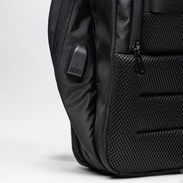 Plecak podróżny na laptopa 15,6 z zabezpieczeniem przed kradzieżą P093428P