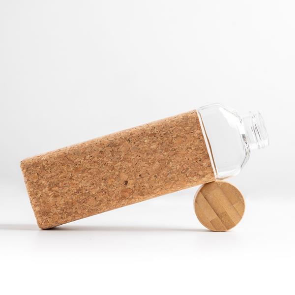 Szklana butelka 640ml z korkowym rękawem / Aquana P092592P