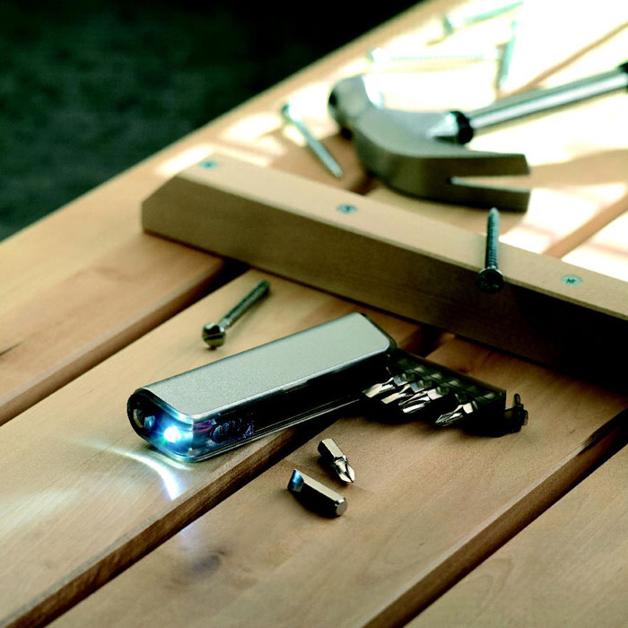 Śrubokręt z 6 końcówkami P016995O 4 Śrubokręt z 6 końcówkami P016995O