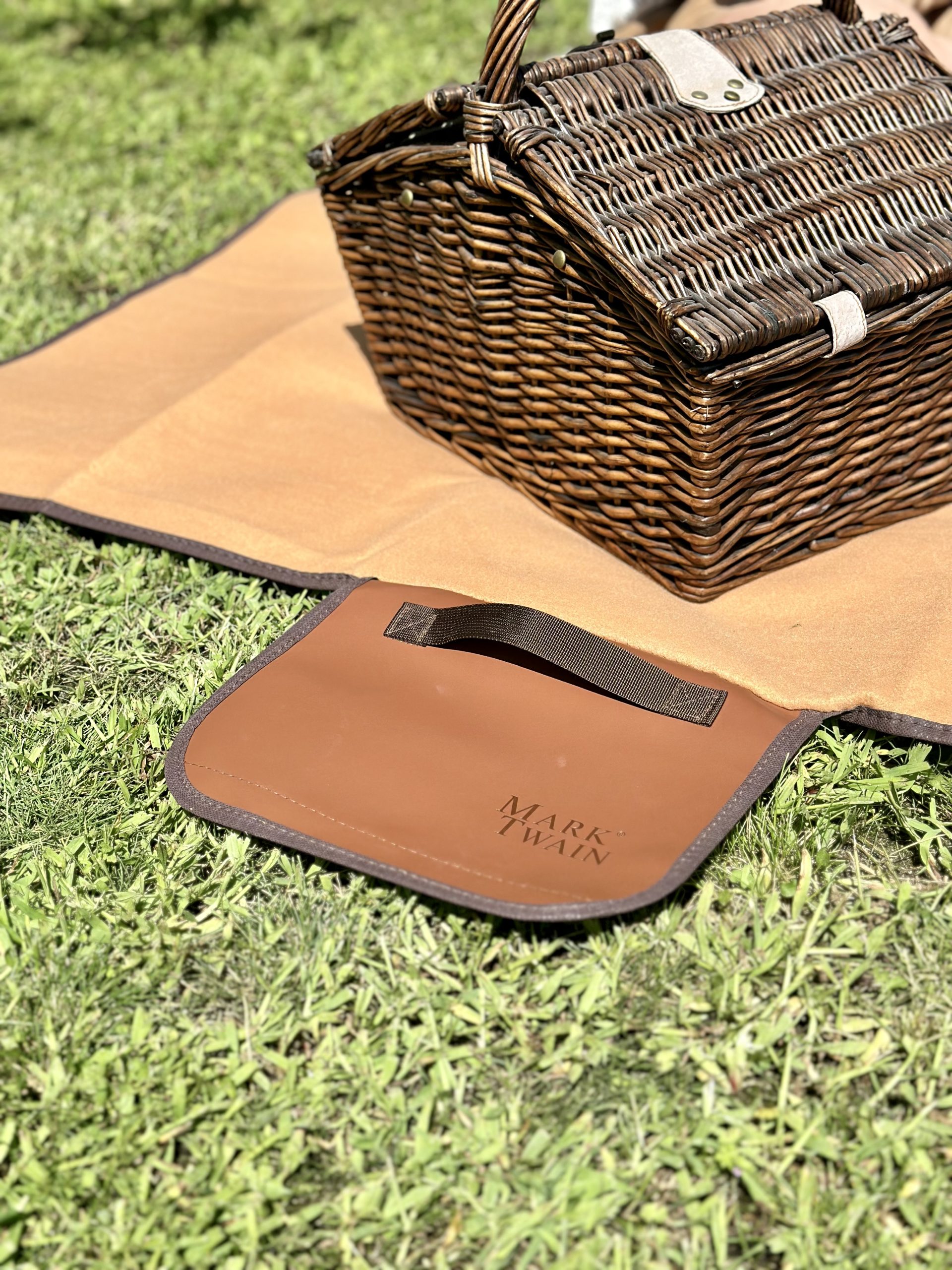 Kosz piknikowy dla 2 osób P085077K