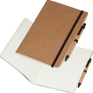 Notatnik A5 z czystymi stronami i długopisem z materiałów z recyklingu CHLOE P087152K MC-23776-W