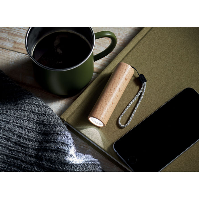 Akumulatorowa latarka bukowa P053192O