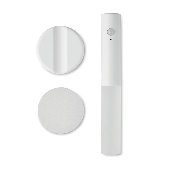 Ładowalna lampka z czujnikiem P100894O