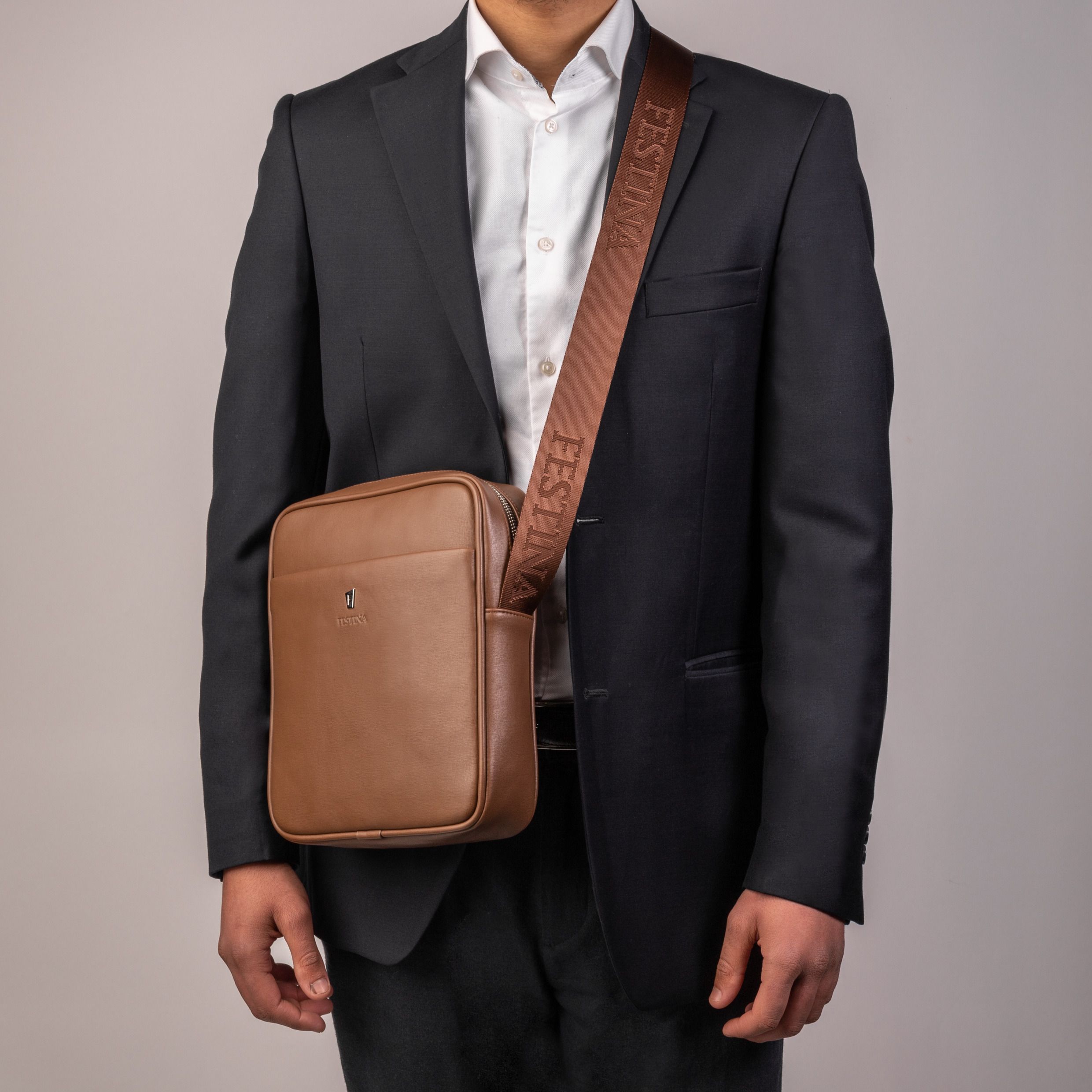 Torba reporterska Classicals Camel P091957P