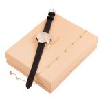 Zestaw upominkowy Cacharel zegarek i apaszka - CJC220E + CMN220A P091501P