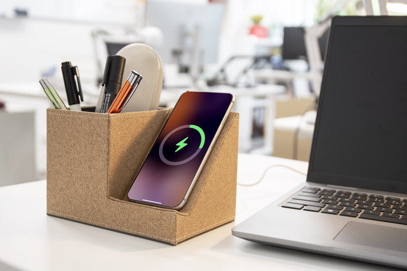 Organizer z ładowarką indukcyjną COVBI P101566A