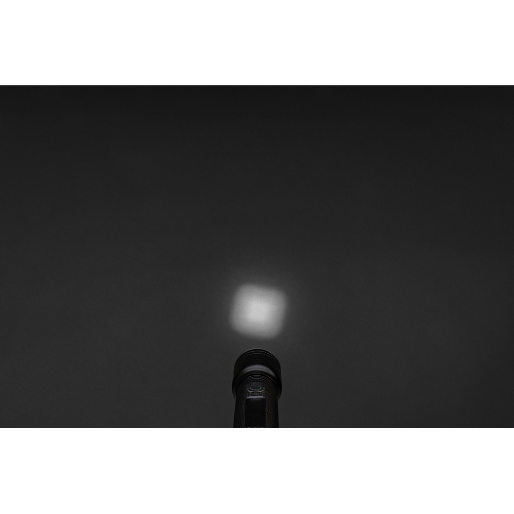 Duża latarka Gear X, ładowana przez USB, aluminium z recyklingu P051913X