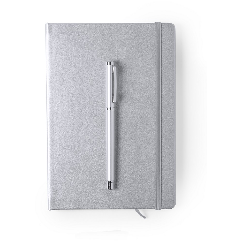 Notatnik ok. A5 z piórem kulkowym P009248X
