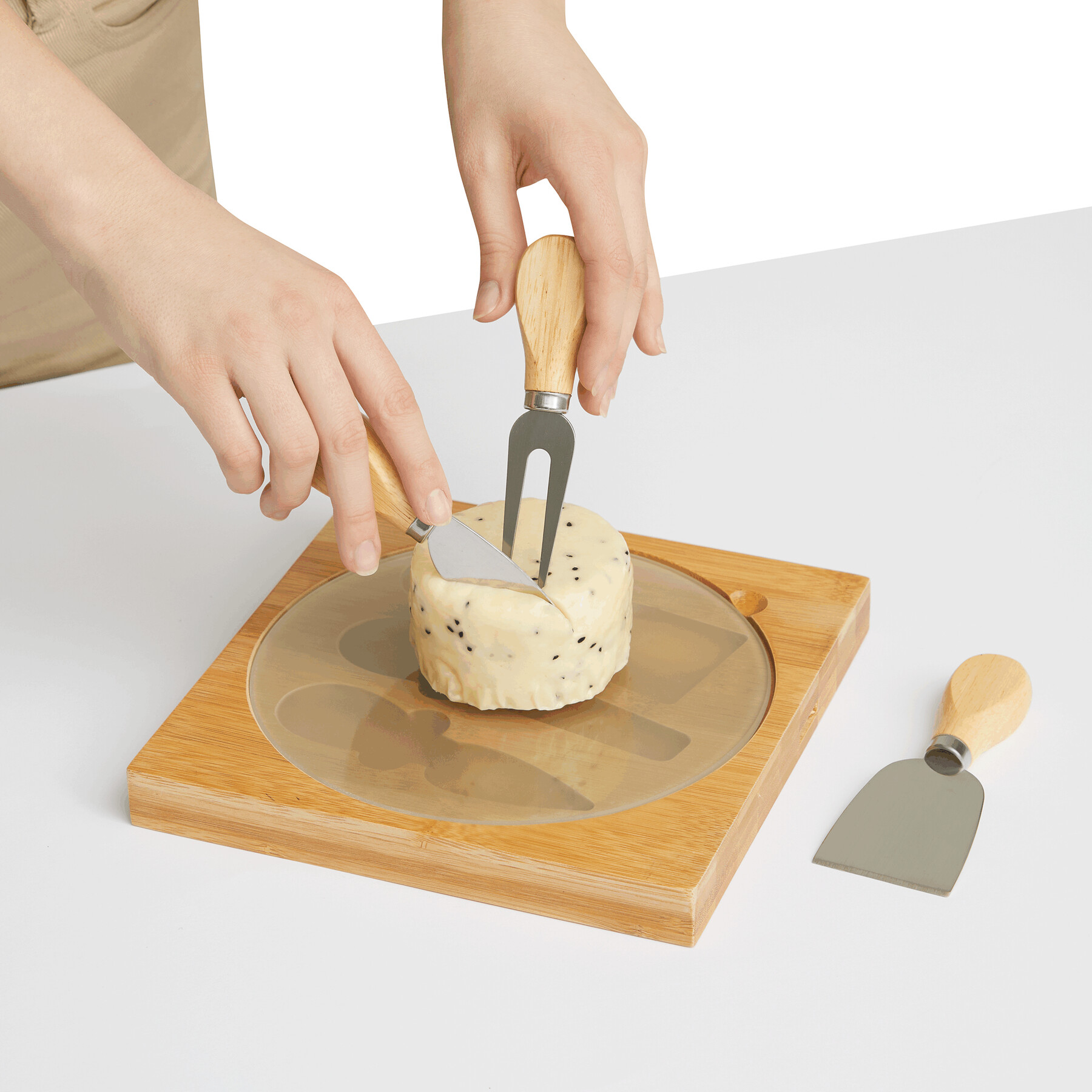 Zestaw noży do sera ORBITY P043039I