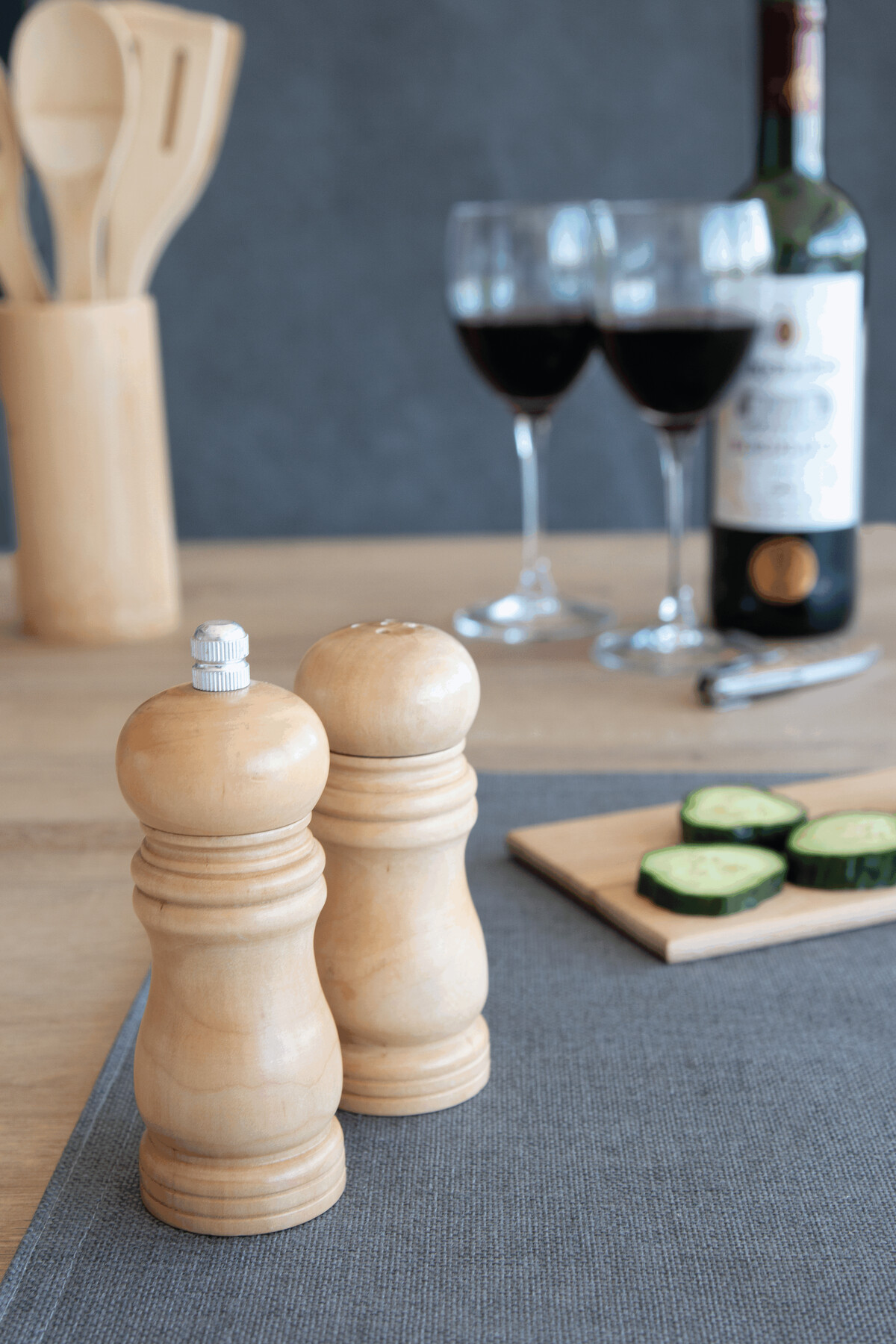 Zestaw solniczka i młynek do pieprzu DUO SPICE P043045I