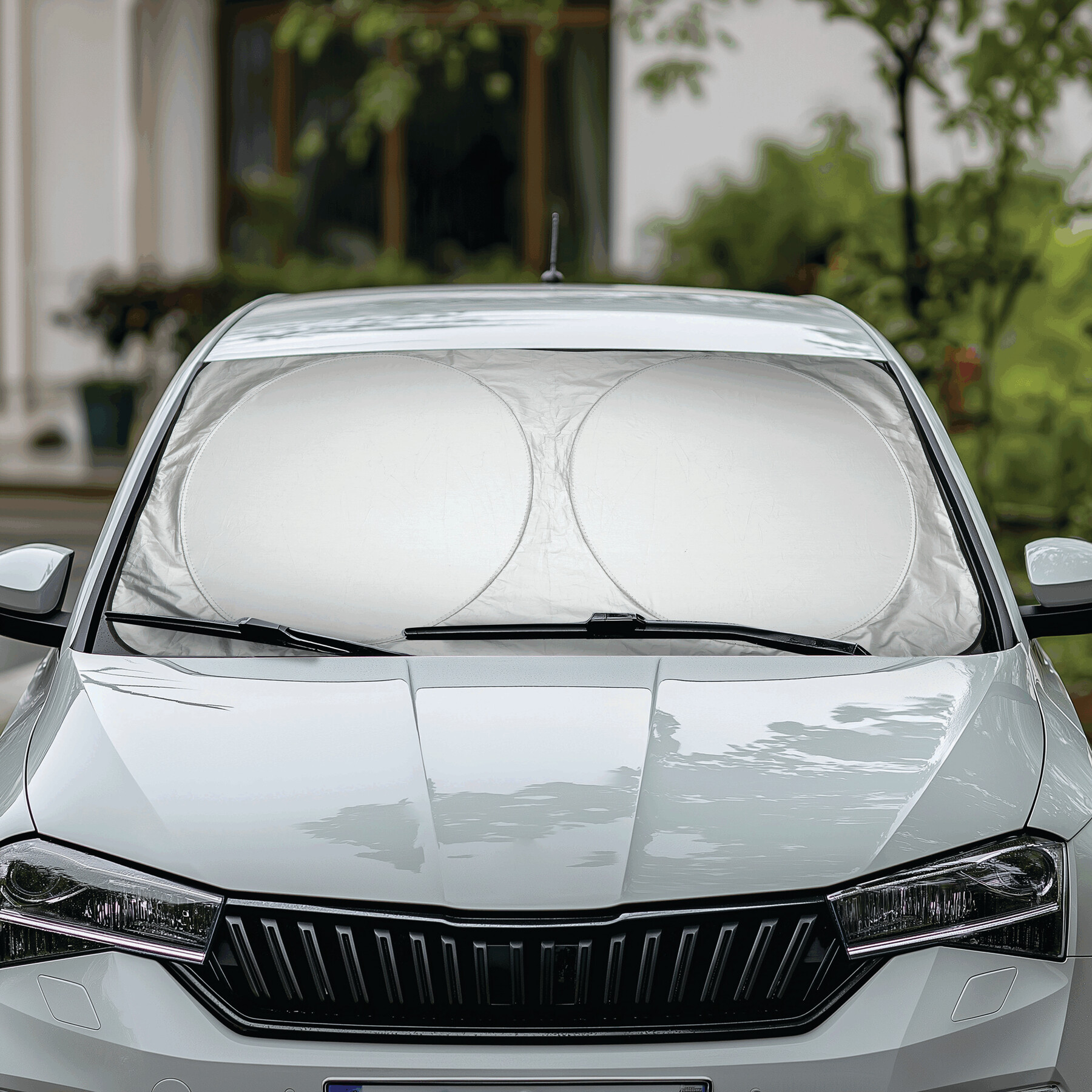 Samochodowa osłona przeciwsłoneczna na szybę SUN SHIELD P106574I