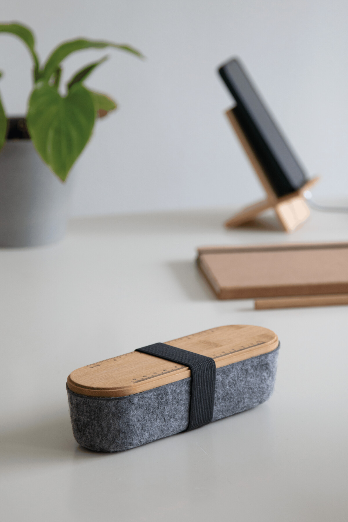 Piórnik PEN STORE P051382I 7 Piórnik PEN STORE P051382I