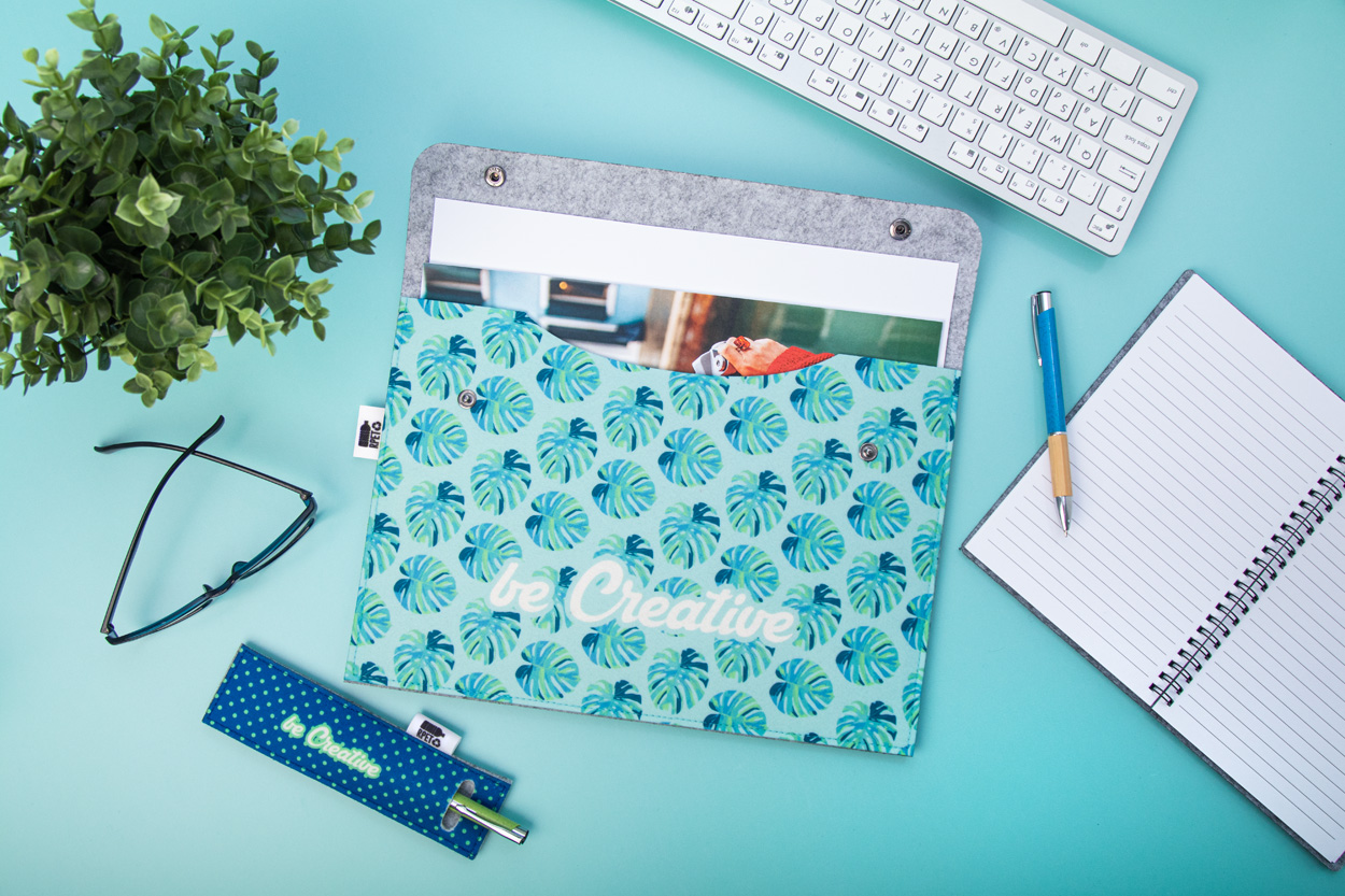 Personalizowana teczka na dokumenty P116940D