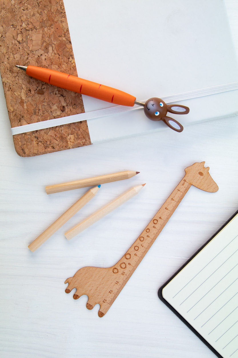 Drewniana linijka P110302D