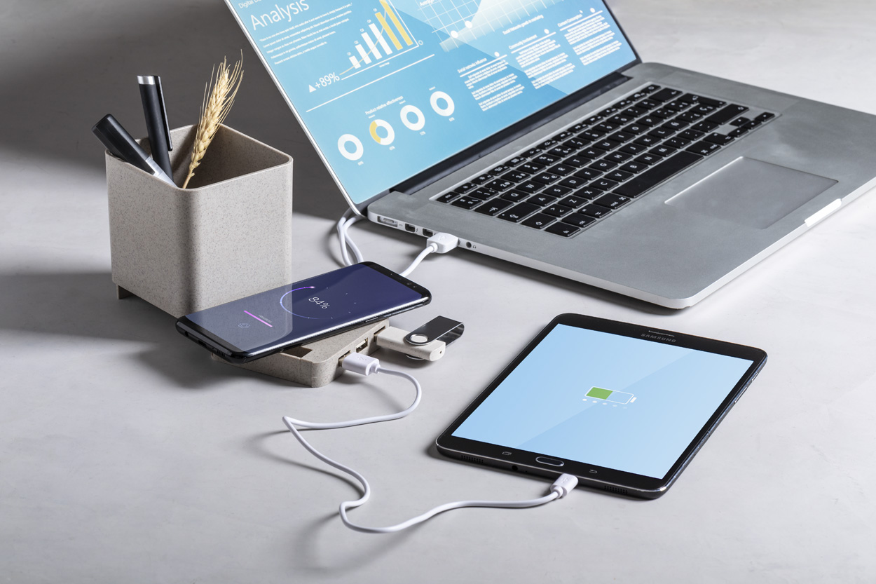 Wielofunkcyjny uchwyt na długopis P114157D