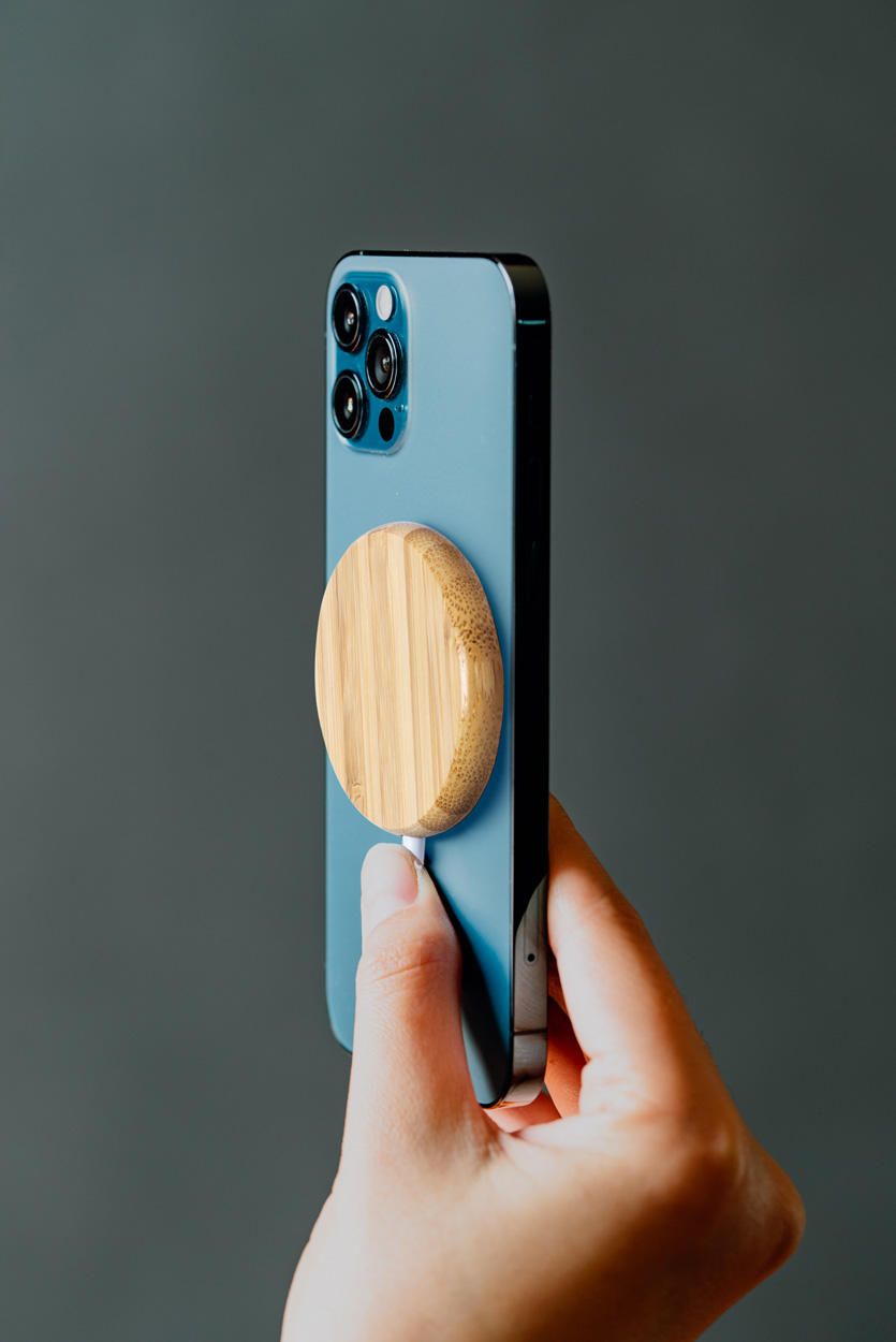 Magnetyczna ładowarka indukcyjna P120367D