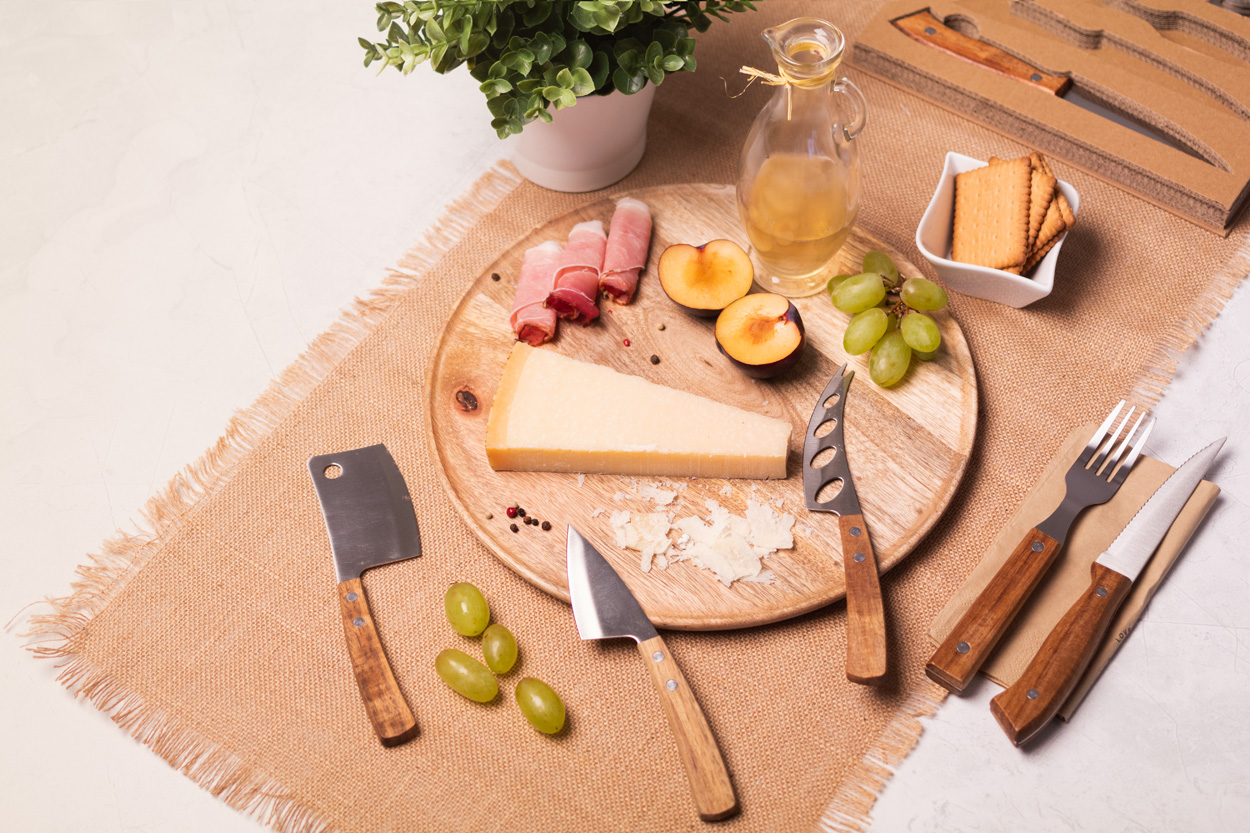 Zestaw sztućców do steków P118245D