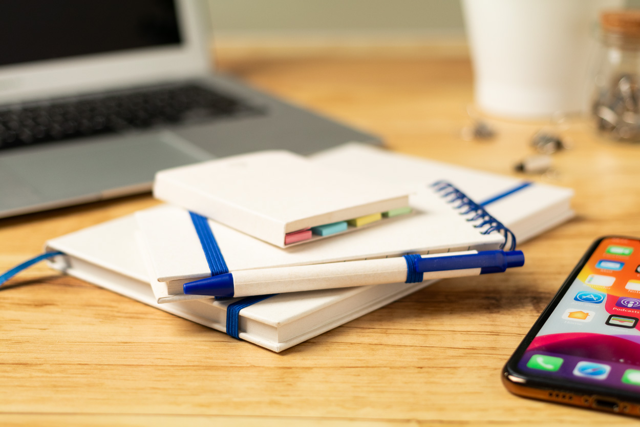 Karteczki samoprzylepne z kartonów po mleku P118431D