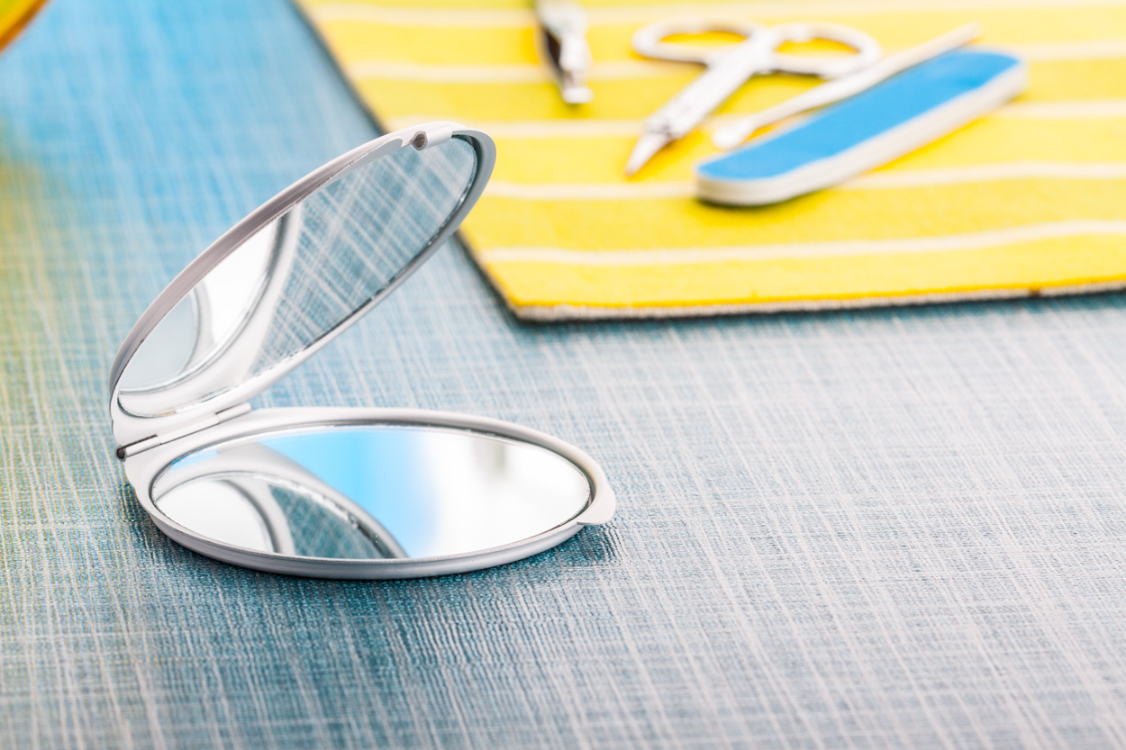 Lusterko kieszonkowe P111856D