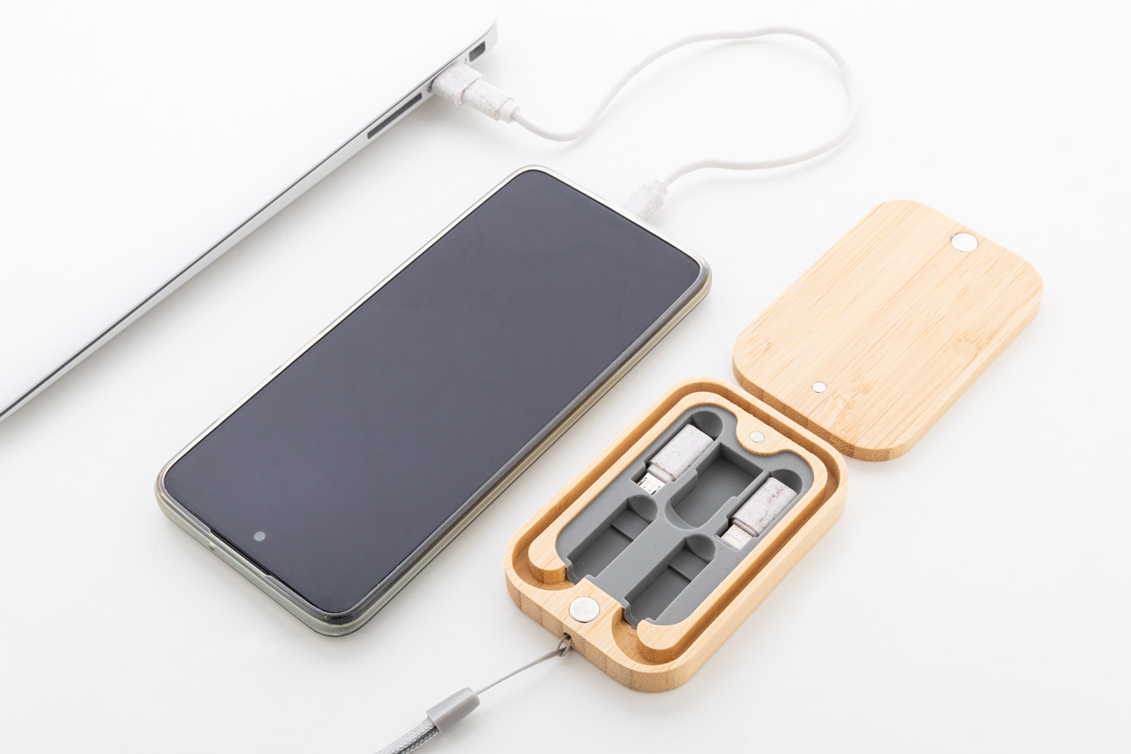 Zestaw kabli USB do ładowania P118960D