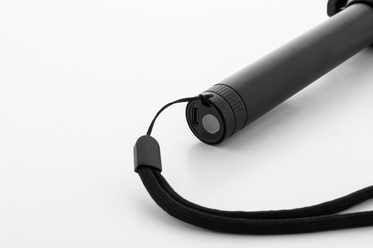 Latarka / młotek bezpieczeństwa P119072D