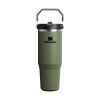 Stanley kubek IceFlow Flip Straw 0,89 L P121916P dried pine Stanley kubek IceFlow Flip Straw 0,89 L P121916P dried pine