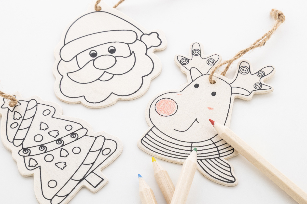 Ozdoby choinkowe do kolorowania P131450D