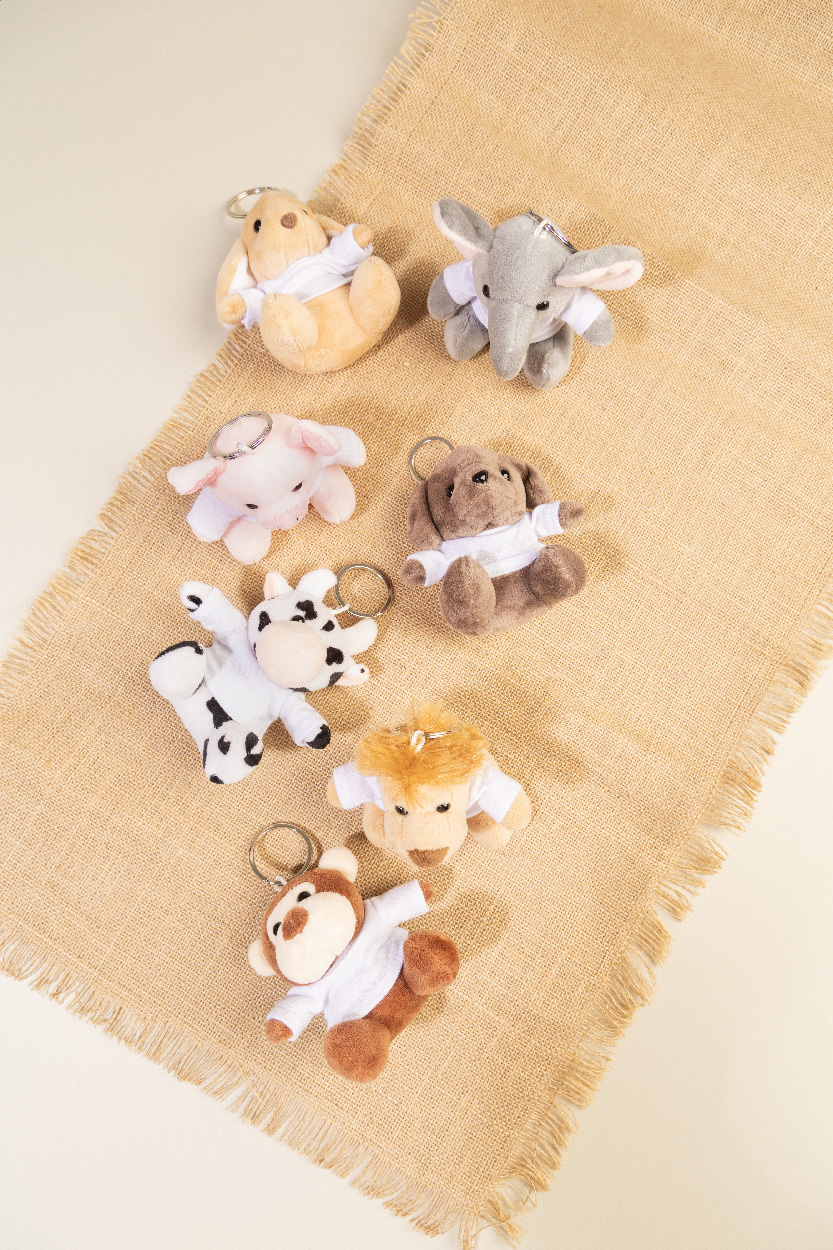 Pluszowy królik brelok P132127D