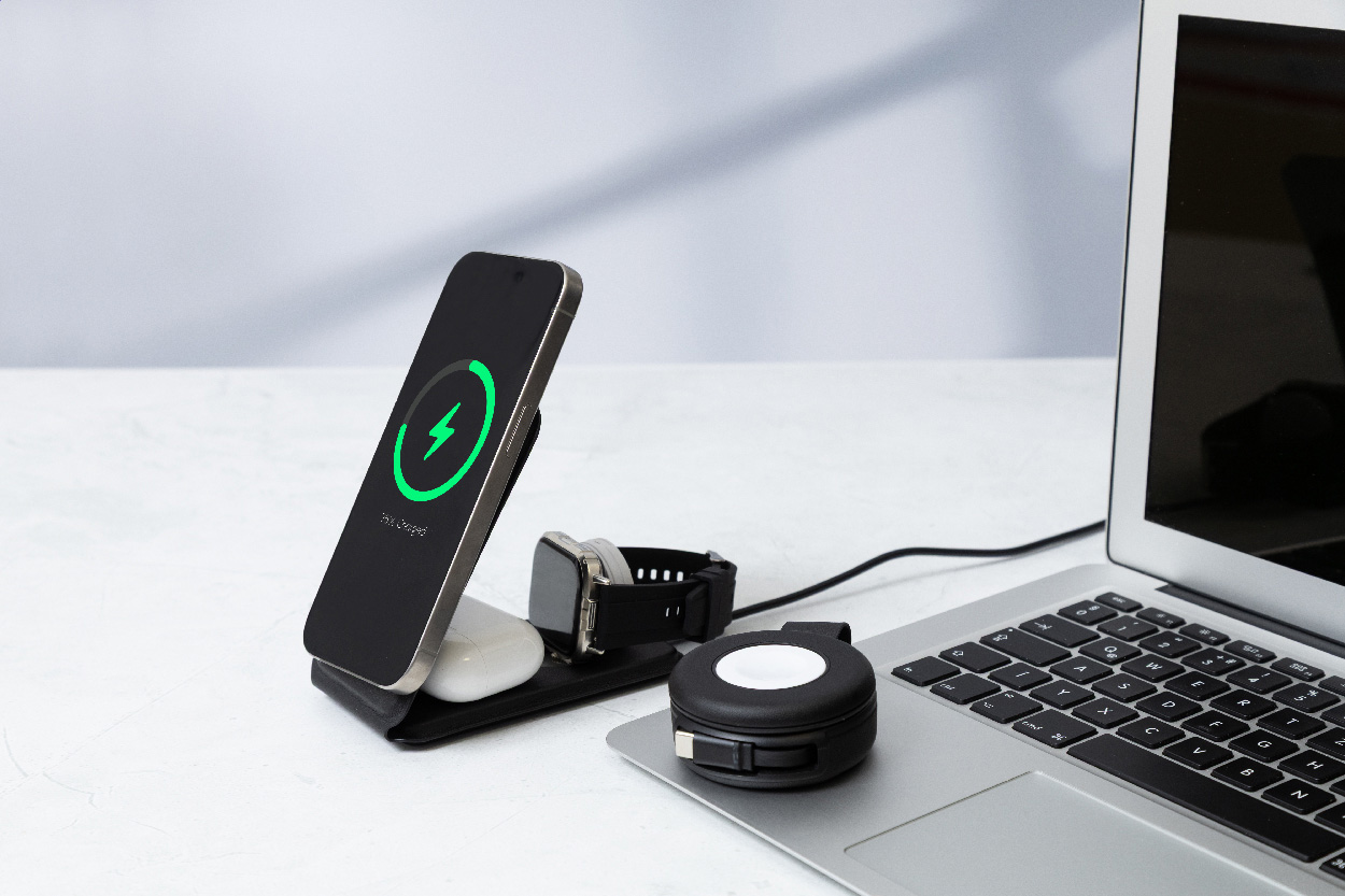 Uchwyt na telefon RPU, ładowarka indukcyjna P131473D