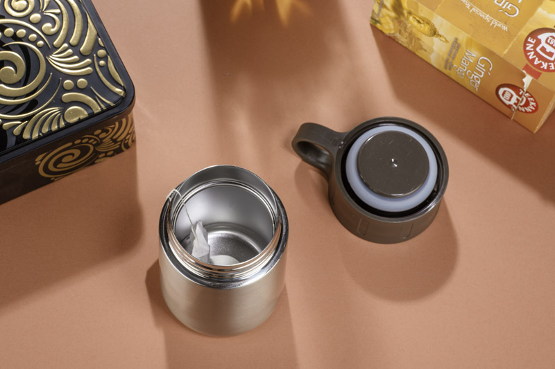 Kubek termiczny MATIN 320 ml P132895A