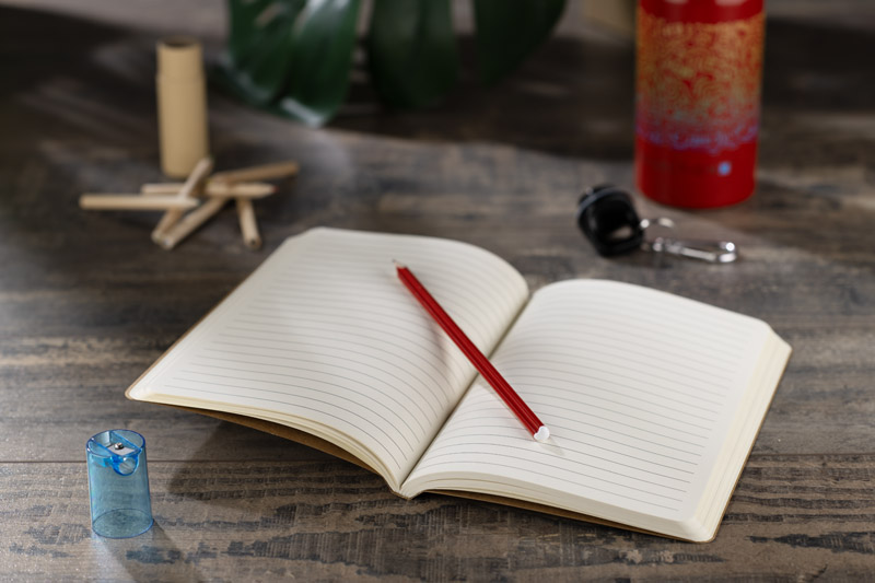 Ołówek w kształcie serca LOVIO P132913A