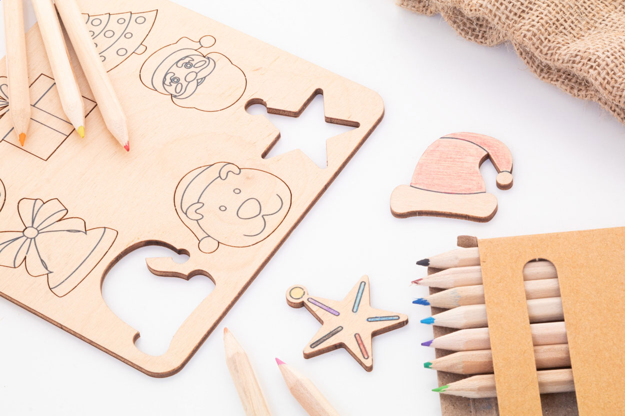 świąteczna gra, kolorowanka i dopasowyanie symbooli świątecznych P133773D