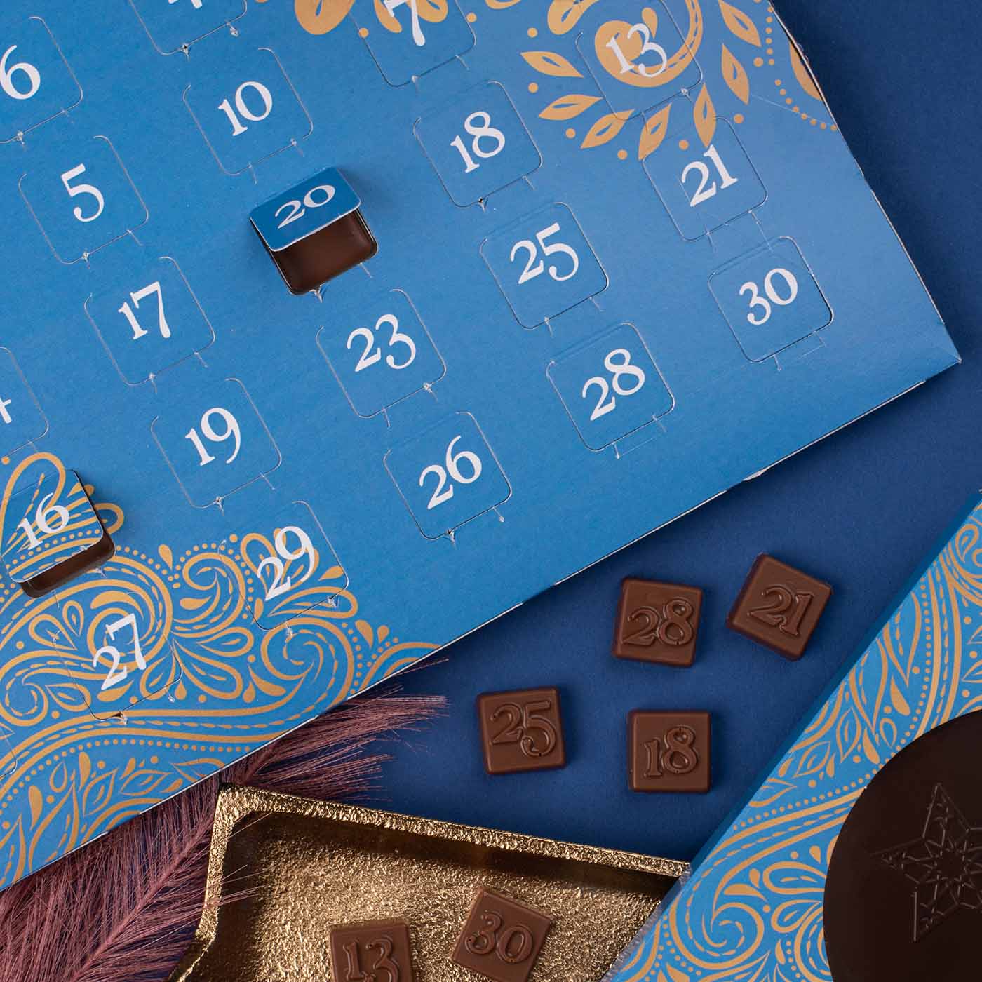 ZESTAW CZEKOLADEK KALENDARZ 30 P137242Z